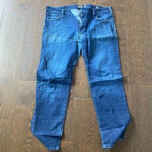 34 heritage stylish straight 38x32 Men's Blue Jeans